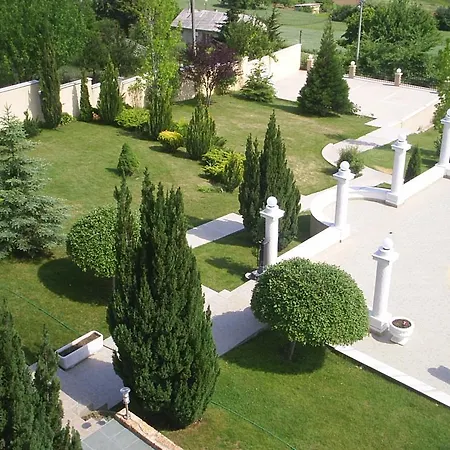 Toneli Villa *