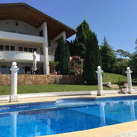 Villa Toneli *