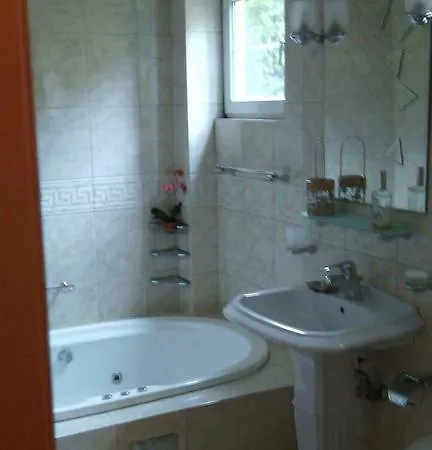 Toneli Villa *